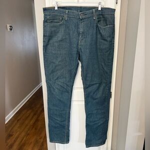 Levi's Straight Fit Denim Jeans in Blue